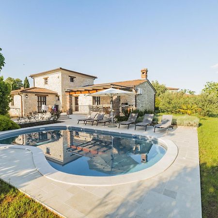 Villa Jurinea In Istrien Mit Pool Barat  المظهر الخارجي الصورة